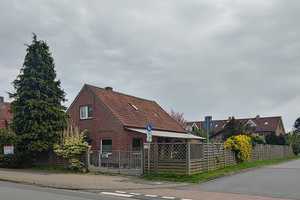 Ideals Zweifamilen Handwerkerhaus zentral in Heidmühle – Jeversche Straße 91, 26419 Friesland (Kreis) – Vorschaubild 1