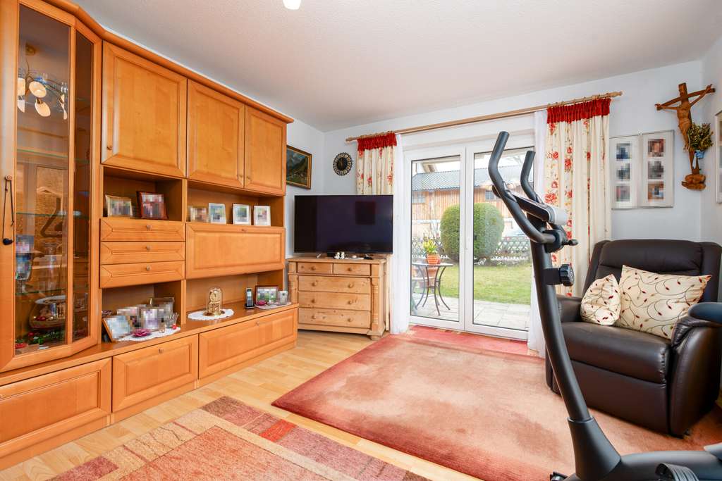 Immobilie in Wallgau - 3-Zimmer-Erdgeschosswohnung in Wallgau mit Terrasse, Hobbyraum & Garage - Bild 1