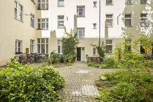 STILSICHER AUSGESTATTES APPARTMENT AUF DER ROTEN INSEL IN BERLIN-SCHÖNEBERG – Die vollständige Adresse der Immobilie erhältst du vom Anbieter., 10829 Schöneberg, Berlin – Vorschaubild 12