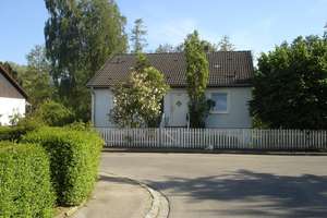 Einfamilienhaus mit unverbautem Blick nach Süden – Wiesenstraße 11, 86356 Neusäß – Vorschaubild 2