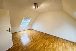 !!! Doppelhaushälfte mit großem Garten in sehr begehrter Lage - Ideal für Familien !!! – bertha-von-suttner-ring 5, 60598 Sachsenhausen-Süd, Frankfurt am Main – Vorschaubild 15