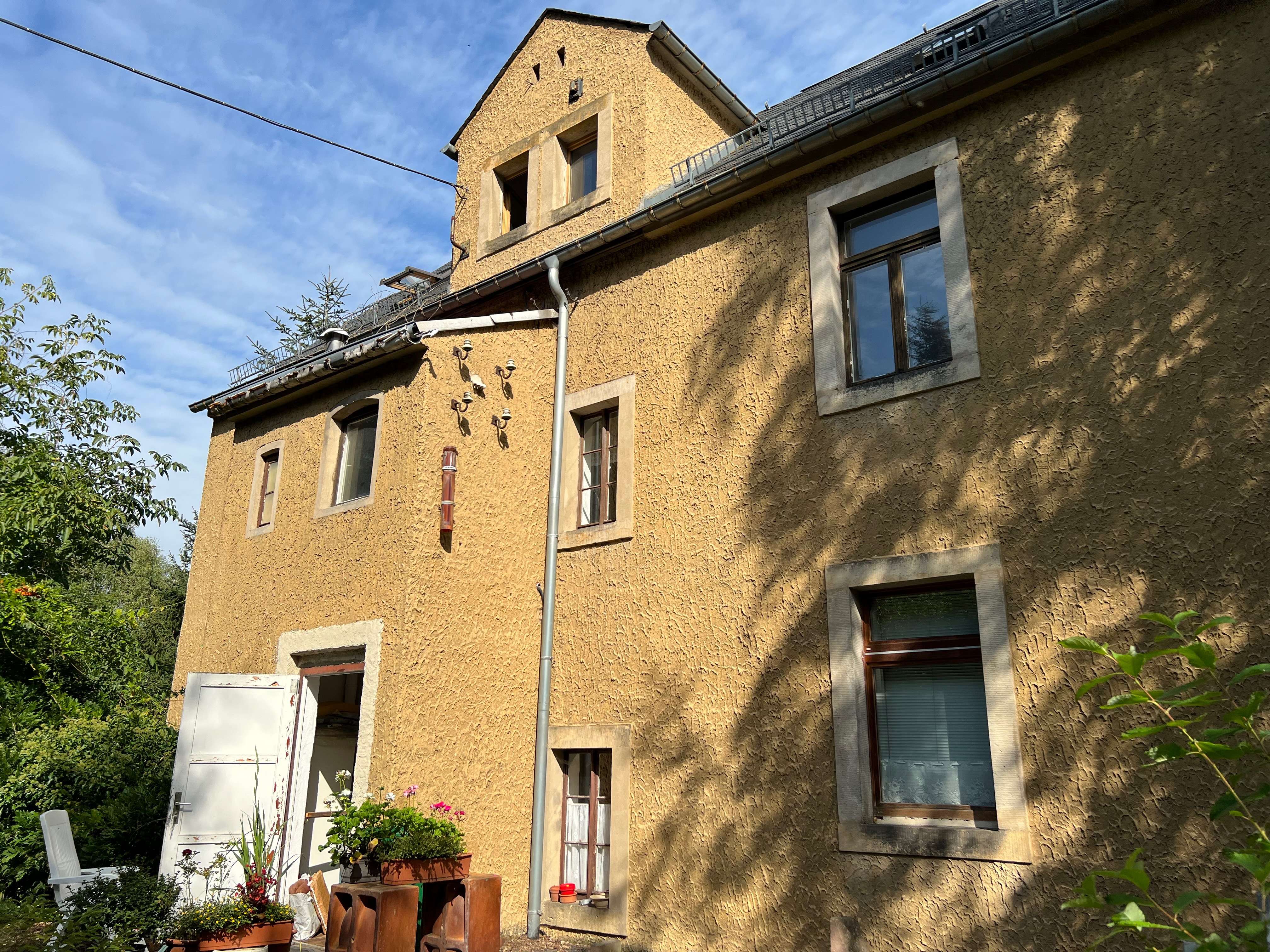 Rohdiamant mit Blick auf den Lilienstein – Mehrfamilienhaus mit Entwicklungspotenzial, Sächsische Schweiz Osterzgebirge Kreis – Bild 1