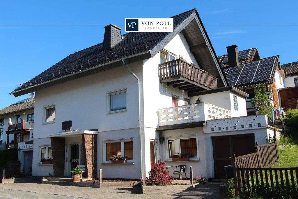 Immobilie in Winterberg - Vielseitiges Mehrfamilienhaus mit vier Wohneinheiten als attraktive Kapitalanlage - Bild 0