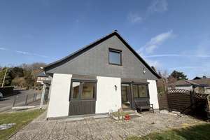 Ankommen, wohlfühlen, zuhause sein – Einfamilienhaus mit herrlichem Garten und viel Platz für die Fa – Die vollständige Adresse der Immobilie erhältst du vom Anbieter., 55765 Birkenfeld – Vorschaubild 3