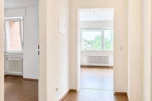 Frisch renovierte 2,5 Zimmer Wohnung mit Einbauküche und Balkon nahe der Bochumer City und Ehrenfeld – Kleine Ehrenfeldstr. 1, 44789 Südinnenstadt, Bochum – Vorschaubild 9