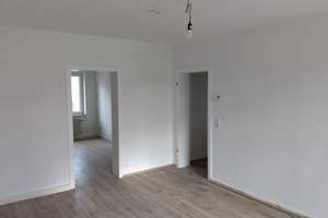 Erstbezug nach Teil-Sanierung 4-Zimmer Wohnung in Citynähe KEIN JOBCENTER möglich – Sedanstr. 20, 42283 Barmen, Wuppertal – Vorschaubild 9