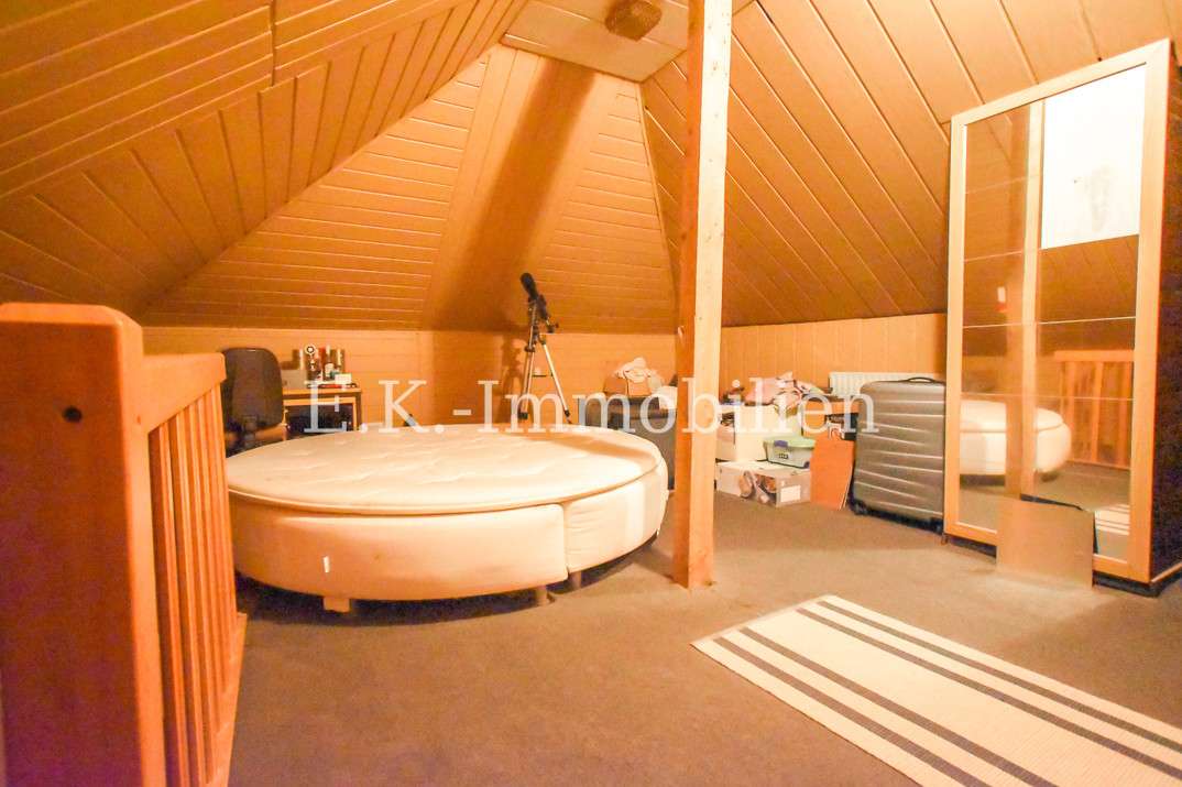 Immobilie in Rhauderfehn - *** Einfamilienhaus im Ortskern **** - Bild 2