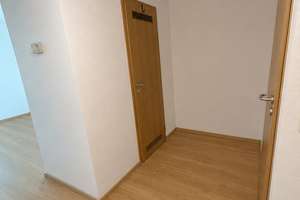 Ruhig, grün, stadtnah: Barrierearme 2-Zimmer-Wohnung in Leipzigs Top-Wohnlage – Blumenstraße 14, 4105 Zentrum-Nord, Leipzig – Vorschaubild 3