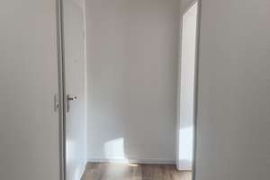 Teilmöblierte renovierte Wohnung mit Balkon &Süd-Dachterrasse in der Vogelsiedlung Unterrath/Stockum – Die vollständige Adresse der Immobilie erhältst du vom Anbieter., 40468 Unterrath, Düsseldorf – Vorschaubild 13