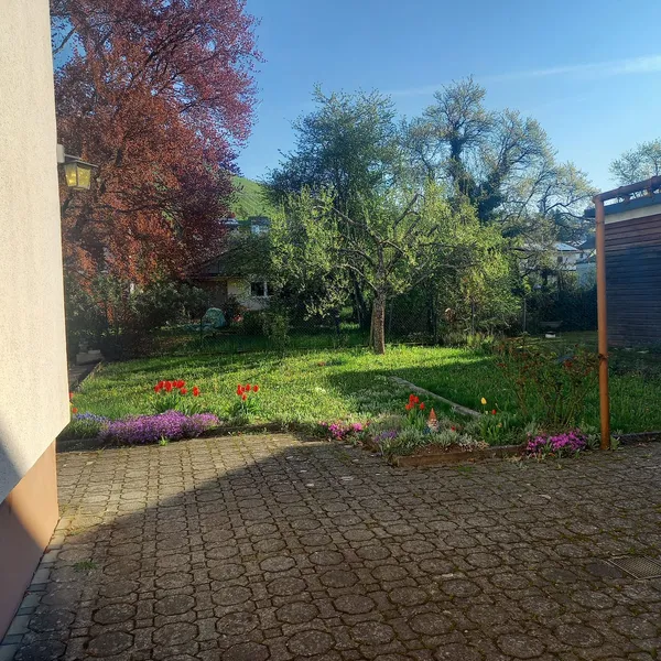 3Rm MFH – Metzingen-Ösch – hillside garden & 2 garages - 2