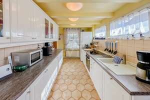 Property thumbnail 10