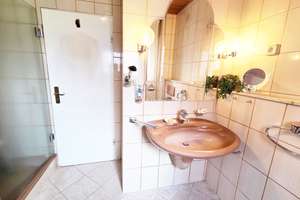Dreifamilienhaus mit Garage in Offenbach Bieber – 63073 Bieber, Offenbach am Main – Vorschaubild 14