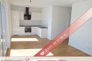 Moderne 2-Zimmer-Wohnung mit Einbauküche, Terrasse und Kellerraum