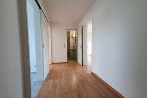 Modern, hell, absolut ruhig, sonnig, Dachbalkon, hervorragende Wärmedämmung, Bj. 1996 – Naumburgstraße 3, 38124 Heidberg-Melverode, Braunschweig – Vorschaubild 6
