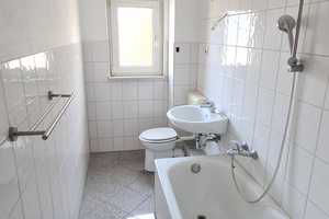 Schön und gemütlich! Tolle 2,5 Raum Wohnung in ruhiger Lage! GE-Schalke! – Blumendelle 18, 45881 Gelsenkirchen – Vorschaubild 1