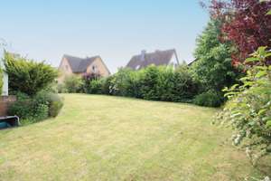 Charmantes Einfamilienhaus mit Schwimmhalle, Wintergarten und Kamin – Okal Fertighaus – Die vollständige Adresse der Immobilie erhältst du vom Anbieter., 38124 Stöckheim-Leiferde, Braunschweig – Vorschaubild 18