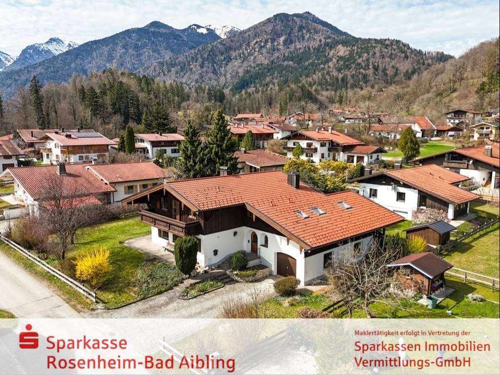 Immobilie in Schleching - Landhaus mitten in den Bergen! - Bild 1