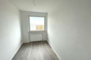 Hannover: Modernisierte 3-Zimmer-Wohnung mit barrierefreiem Zugang und Tiefgaragenstellplatz – Die vollständige Adresse der Immobilie erhältst du vom Anbieter., 30655 Groß-Buchholz, Hannover – Vorschaubild 4