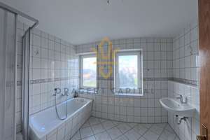 Reihenendhaus mit viel Platz und Garage, Keller & ausgebauten Dachboden – Die vollständige Adresse der Immobilie erhältst du vom Anbieter., 6258 Schkopau – Vorschaubild 6
