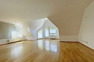 Lichtdurchflutete Maisonette-Wohnung in Stuttgart-Sommerrain - nur 2 Min. Fußweg zur U-Bahn – Die vollständige Adresse der Immobilie erhältst du vom Anbieter., 70374 Sommerrain, Stuttgart – Vorschaubild 7