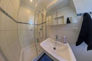 English or German Language welcome - Wohnen mit Charakter: möblierte 3-Zimmer-Wohnung in Obergiesing – Hohenschwangaustraße 33, 81549 Obergiesing, München – Vorschaubild 3