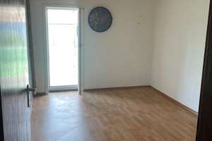 Helle Wohnung mit großer Terrasse in Mettlach – Die vollständige Adresse der Immobilie erhältst du vom Anbieter., 66693 Mettlach – Vorschaubild 3