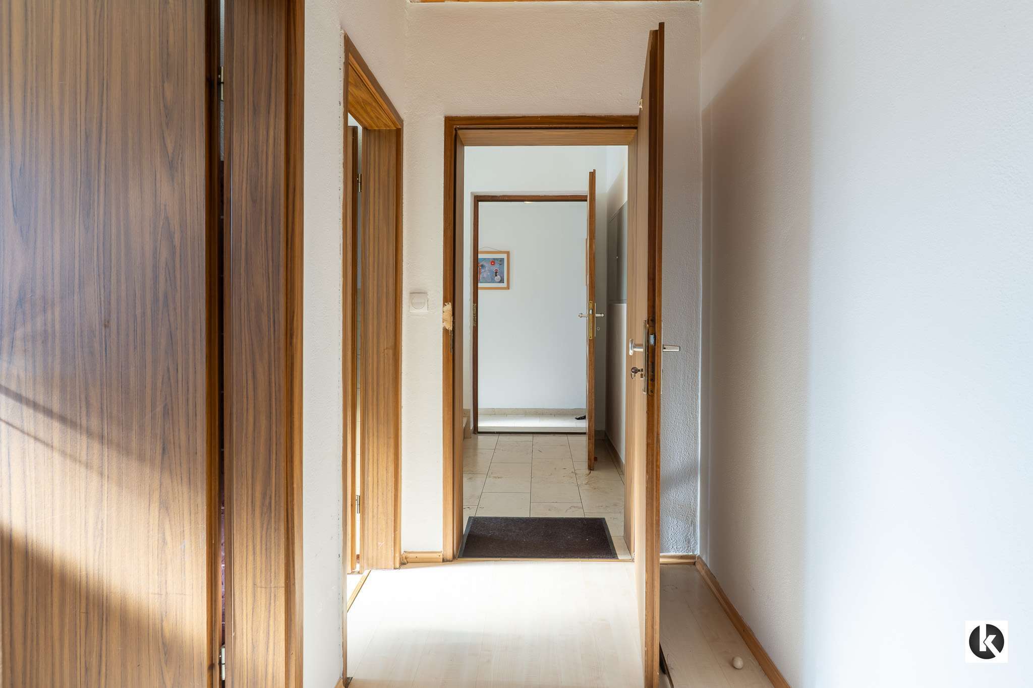 Immobilie in Neuburg an der Donau - Wohnhaus mit drei Einheiten und großem Grundstück in Bittenbrunn - Bild 9