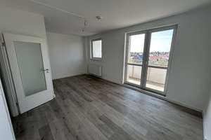 Genau das Richtige! Helle 3-Zimmer-Wohnunt mit großem Balkon!