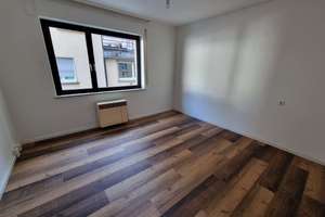 Frisch sanierte 3-Zi.-Wohnung mit EBK – Die vollständige Adresse der Immobilie erhältst du vom Anbieter., 70569 Kaltental, Stuttgart – Vorschaubild 3