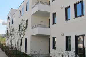 Hervorragend und ruhig wohnen im "Candis-Viertel" in einer 2-Zimmer-Wohnung mit Terrasse