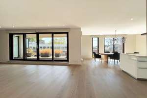 EXKLUSIVES WOHNEN MIT DOMBLICK – STILVOLLE ELEGANZ IM HERZEN DER KÖLNER INNENSTADT – Die vollständige Adresse der Immobilie erhältst du vom Anbieter., 50670 Altstadt/Nord, Köln – Vorschaubild 6