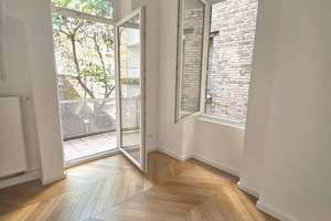 Klassisch-britisch: 3-Zimmer-Wohnung mit Balkon in Stuttgart West – Augustenstraße 88, 70178 Rotebühl, Stuttgart – Vorschaubild 4