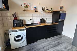 Charmante Dachgeschosswohnung im denkmalgeschützten Altbau mit Einbauküche – Bayernstr. 52, 47169 Marxloh, Duisburg – Vorschaubild 4