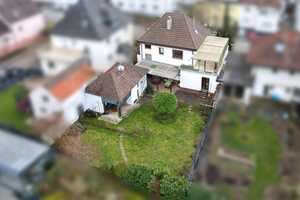 Einfamilienhaus mit Charme und Potenzial - herrlicher Garten, Dachterrasse und Garage inklusive – Karlsruhe (Kreis) – Vorschaubild 1