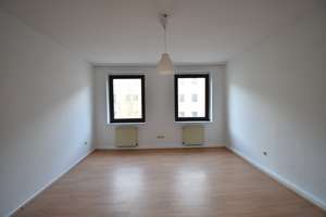 Spitzen Lage! Bezugsfreie 2-Zimmer-Whg mit Balkon