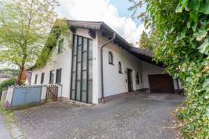Willkommen in Ihrem neuen Zuhause: Zwei Wohneinheiten, viel Raum & ein Garten zum Verlieben – Augsburg (Kreis) – Vorschaubild 2