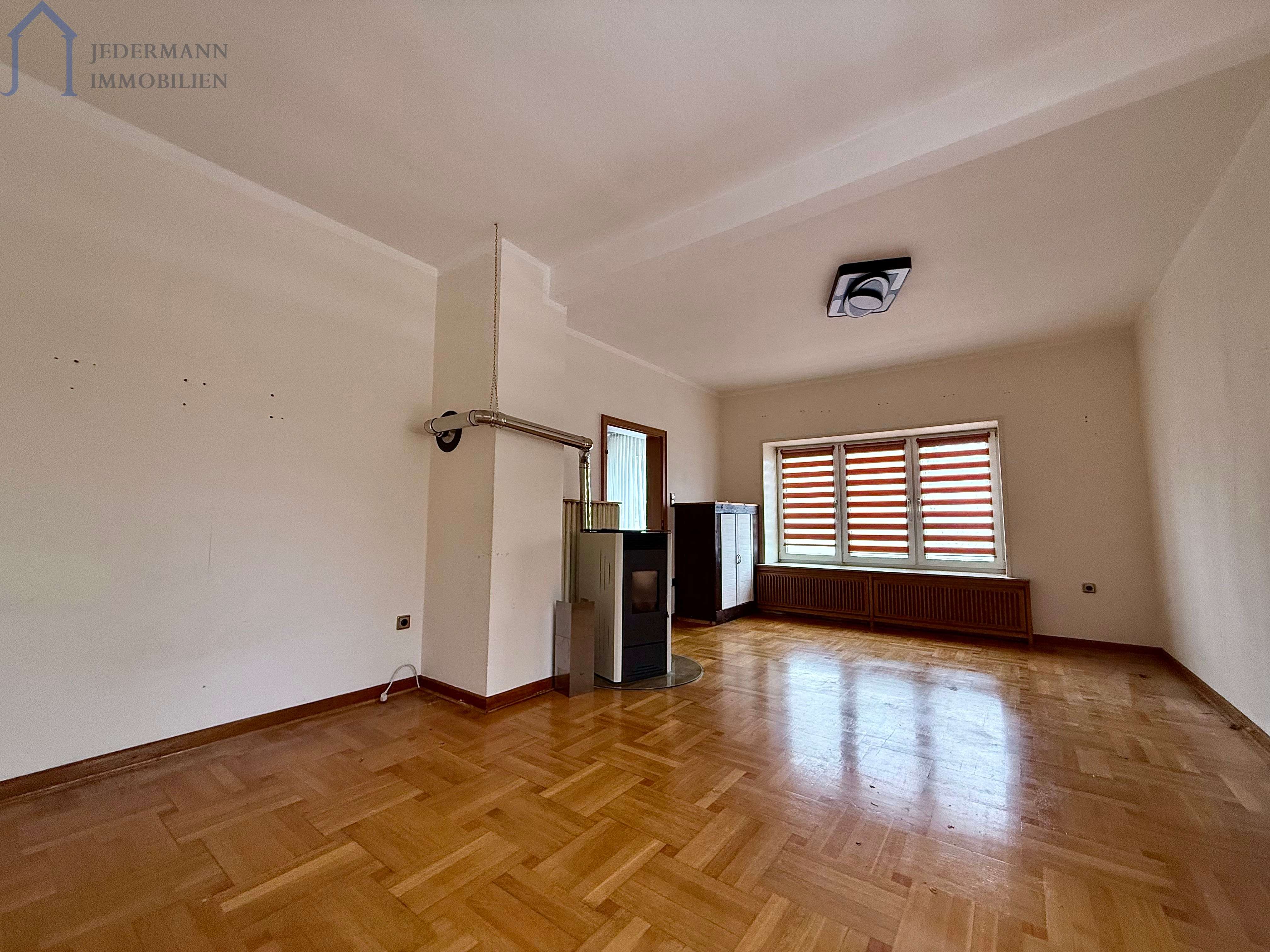 Immobilie in Philippsthal - Ideal für Familien - Kernsanierte Immobilie mit vielen Highlights! - Bild 3
