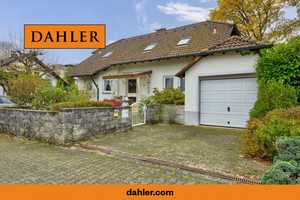 Wunderschönes und gepflegtes Zweifamilienhaus nahe dem Naturschutzgebiet im Ortsteil Hainstadt – Offenbach (Kreis) – Vorschaubild 1