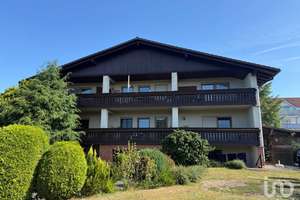 Großzügiges ZFH mit 2 Einheiten, Doppelgarage, Carport & Fernblick in Mornshausen – Die vollständige Adresse der Immobilie erhältst du vom Anbieter., 35075 Gladenbach – Vorschaubild 1