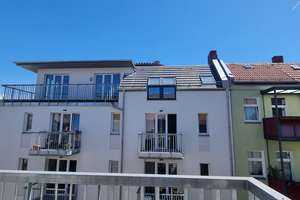 Modern Studio in quiet gardenhouse with balcony, kitchen, hardwood, walk-in shower etc. – Die vollständige Adresse der Immobilie erhältst du vom Anbieter., 12049 Neukölln (Ortsteil), Berlin – Vorschaubild 6