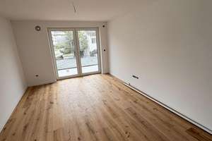 Ihr privates Garten-Paradies: Moderne 3 Zimmer-Wohnung mit Stil