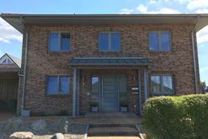 Moderne und großzügige Stadtvilla in Schönkirchen