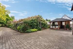Provisionsfrei: Renoviertes EFH mit bildschönem Blick in den grünen Garten & weitläufigem Grundstück – Die vollständige Adresse der Immobilie erhältst du vom Anbieter., 87700 Innenstadt, Memmingen – Vorschaubild 20