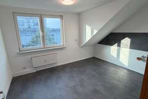 Exklusive Dachgeschosswohnung | Großzügiger Wohnbereich | Bad mit Wanne & Dusche |  – Die vollständige Adresse der Immobilie erhältst du vom Anbieter., 45326 Altenessen-Süd, Essen – Vorschaubild 4