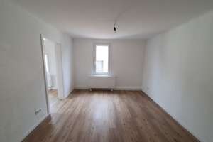Schöne fünf Zimmer Altbauwohnung in Stuttgart, Bad Cannstatt – Die vollständige Adresse der Immobilie erhältst du vom Anbieter., 70372 Kurpark, Stuttgart – Vorschaubild 6