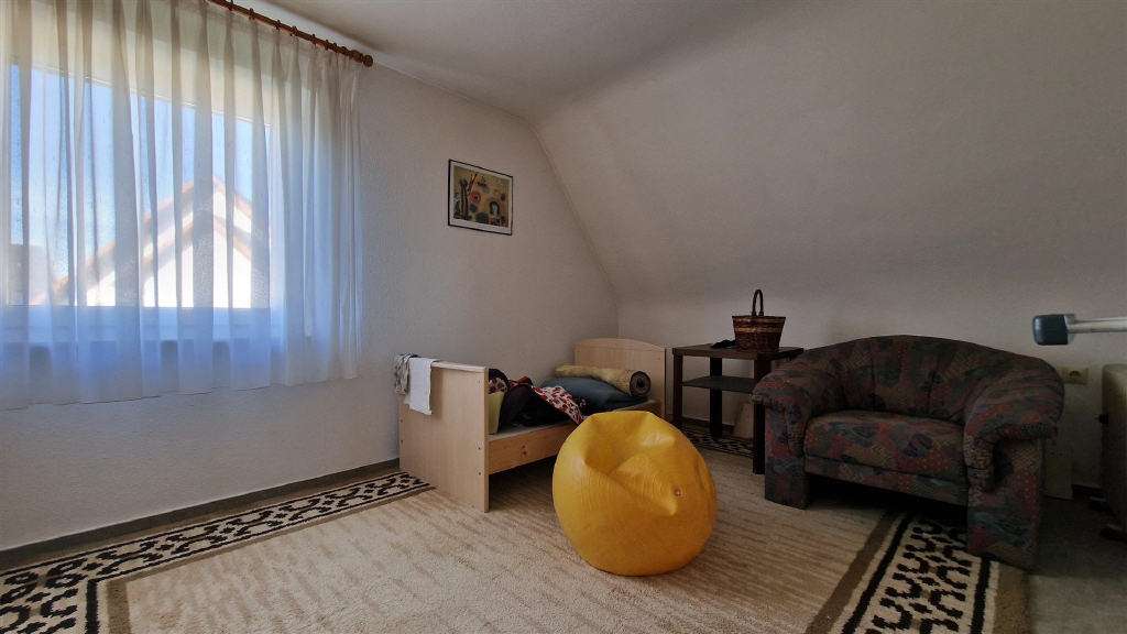 Immobilie in Gschwend - Ein bezauberndes Wohnhaus für Familien und Handwerker! - Bild 2