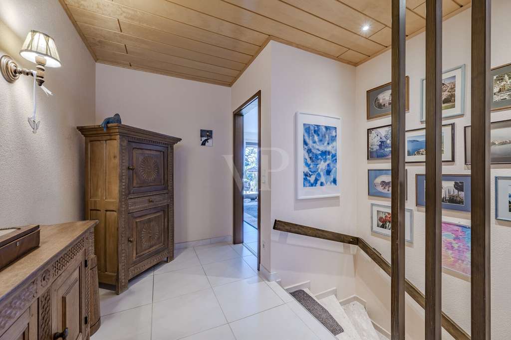 Immobilie in Aichwald - Naturnah wohnen, großzügig leben – Einfamilienhaus mit Blick ins Grüne - Bild 2