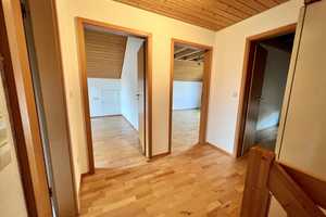Gepflegtes Haus mit fünf Zimmern und Einbauküche in St. Peter, Sankt Peter – Breisgau-Hochschwarzwald (Kreis) – Vorschaubild 15