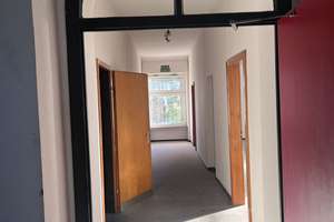 4 stockiges Büro Mehrfamilienhaus mit Umbaumöglichkeit zu verkaufen – Die vollständige Adresse der Immobilie erhältst du vom Anbieter., 55774 Baumholder – Vorschaubild 21
