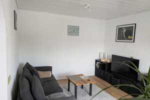 Schöne und modernisierte 4,5-Zimmer-Wohnung mit Balkon in Bochum-Laer – 44803 Bochum – Vorschaubild 2